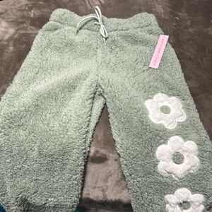 Green fluffy sweat pants